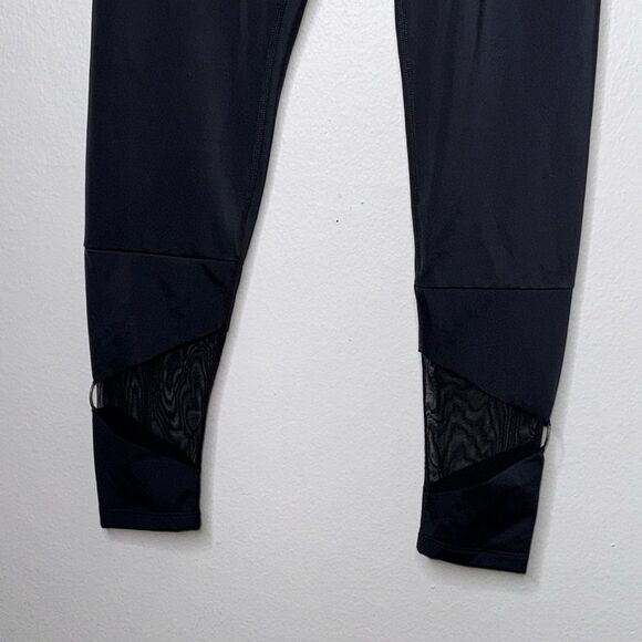 BEYOND YOGA High Waisted Mesh Ring Accent Leggings Size SMALL - Picture 10 of 13